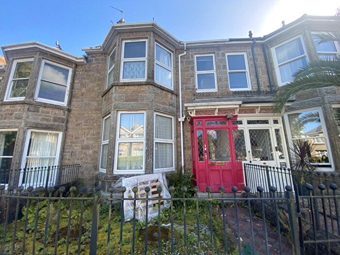 2 Bedroom Flat For Sale In Pendarves Road, Penzance, Cornwall, TR18