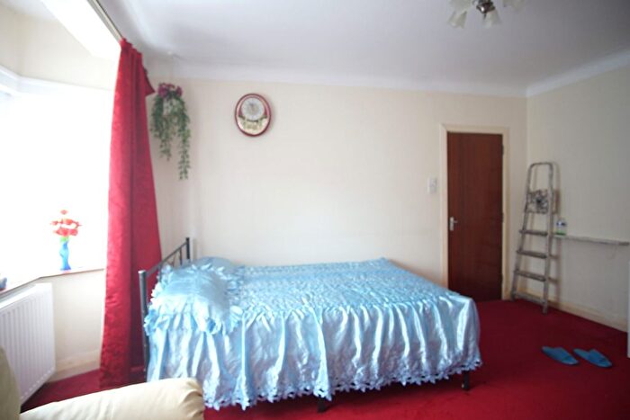 1 Bedroom Studio To Rent In Ravenscroft Avenue, Wembley, HA9