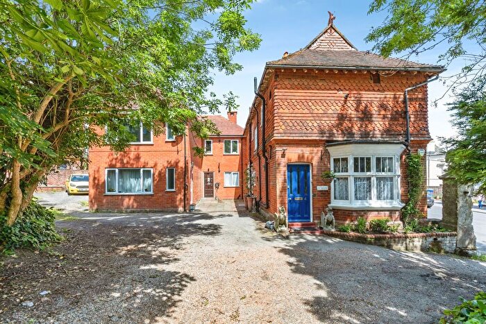 2 Bedroom Flat For Sale In London Road, St. Leonards-On-Sea, TN37
