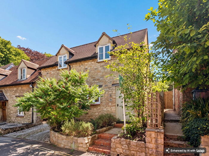 2 Bedroom Semi-Detached House For Sale In St. Andrews Lane, Headington, Oxford, OX3