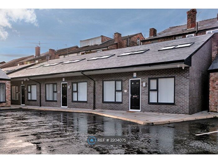 3 Bedroom End Of Terrace House To Rent In Stonemasons Close, Liverpool, L7