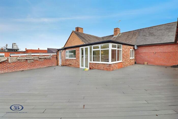 2 Bedroom Flat To Rent In Sandbach Road South, Alsager, ST7