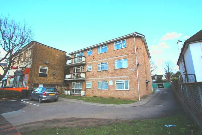 4 Bedroom Flat To Rent In Surbiton Road, Kingston Upon Thames, KT1