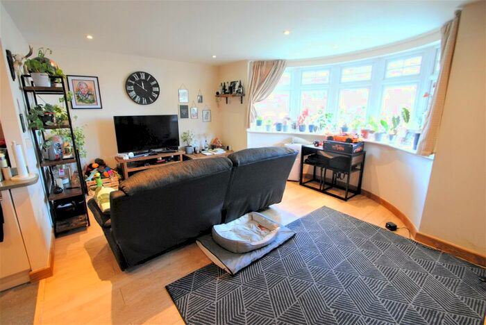 2 Bedroom Flat To Rent In Water Tower View, Guildhill Road, BH6