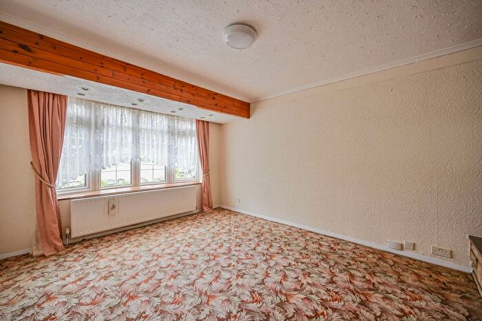 3 Bedroom Terraced House For Sale In Mark Avenue, Chingford, London, E4