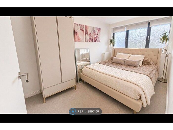 1 Bedroom Flat To Rent In Fairview Road, London, SW16