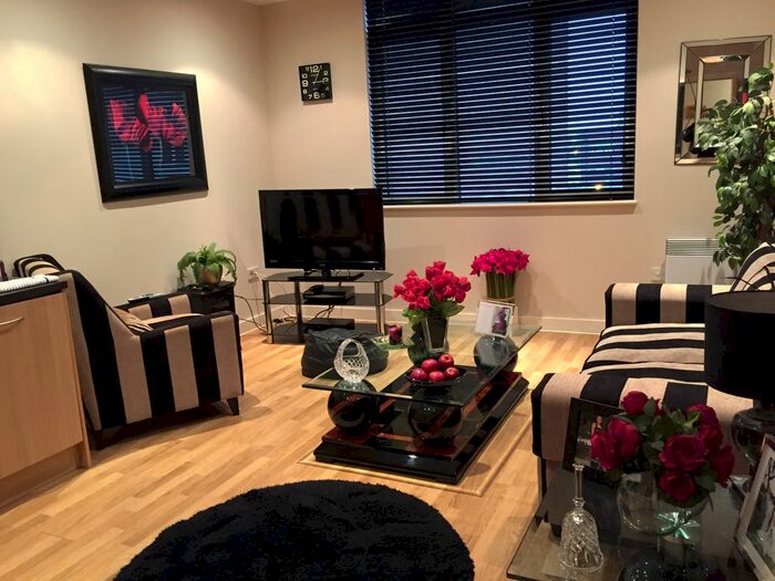 1 Bedroom Flat To Rent In Princess Way, Swansea, SA1