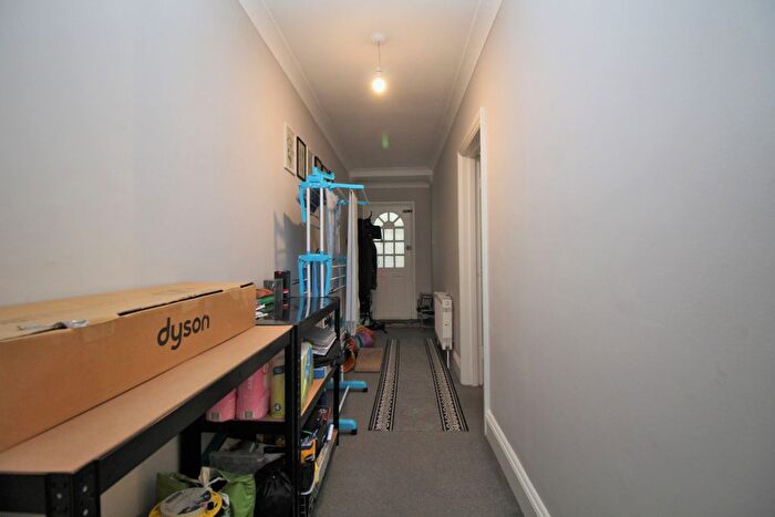 2 Bedroom Flat For Sale In Tisbury Road, Hove, BN3
