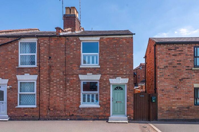 2 Bedroom End Of Terrace House For Sale In Cherry Street, Warwick, CV34