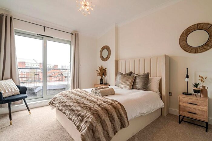 2 Bedroom Apartment For Sale In Scotland Street, Birmingham, B1