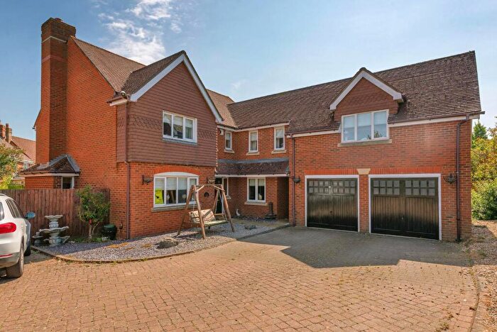 5 Bedroom Detached House For Sale In Bovarde Avenue, Kings Hill, ME19