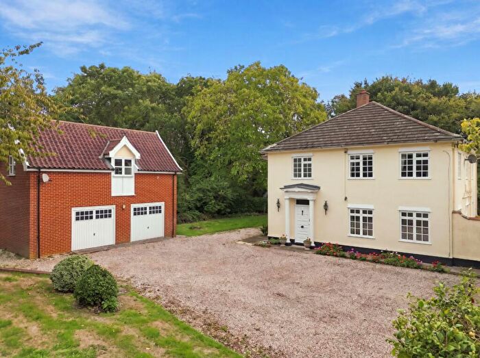 5 Bedroom Detached House For Sale In Low Road, Kelsale, Saxmundham, Suffolk, IP17