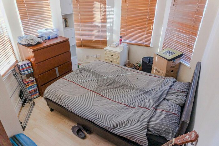 4 Bedroom Flat To Rent In Fordwych Road, London, NW2