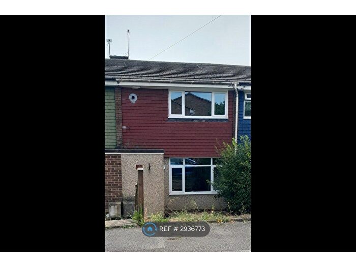 2 Bedroom Terraced House To Rent In The Spires, Rochester, ME2