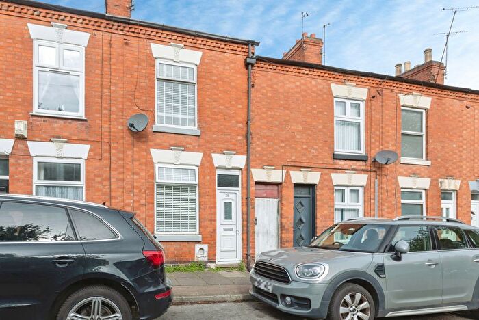 2 Bedroom Terraced House For Sale In New Park Road, Leicester, Leicestershire, LE2