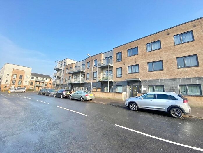 2 Bedroom Flat To Rent In Avontar Court, South Ockendon, RM15