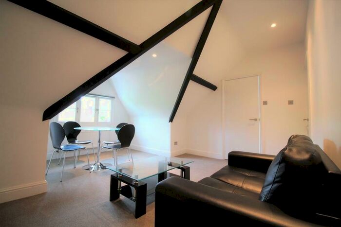 2 Bedroom Flat To Rent In Stanley Gardens, Willesden Green, London, NW2