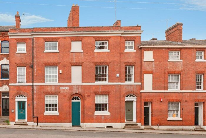 6 Bedroom Town House For Sale In Newtown Street, Leicester, LE1