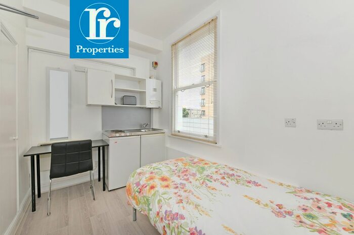 Studio To Rent In Cromwell Road, London, SW7