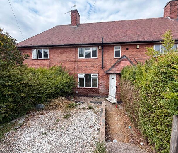 3 Bedroom Terraced House For Sale In Leybourne Drive, Nottingham, NG5