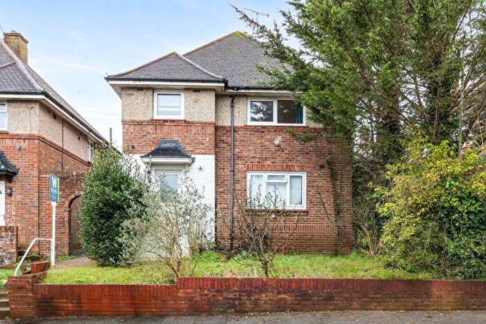 2 Bedroom Flat For Sale In Downland Drive, Hove, BN3