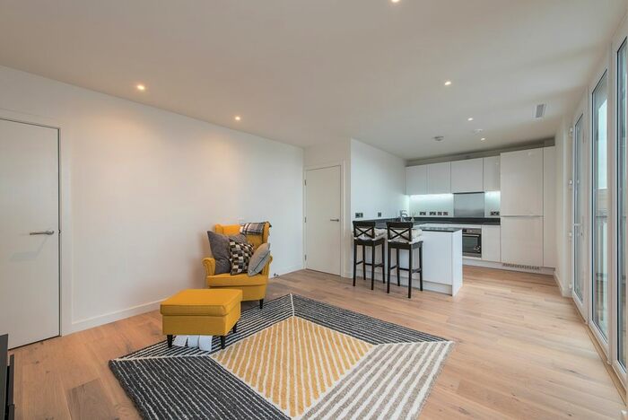 2 Bedroom Flat To Rent In Capitol Way, London, NW9