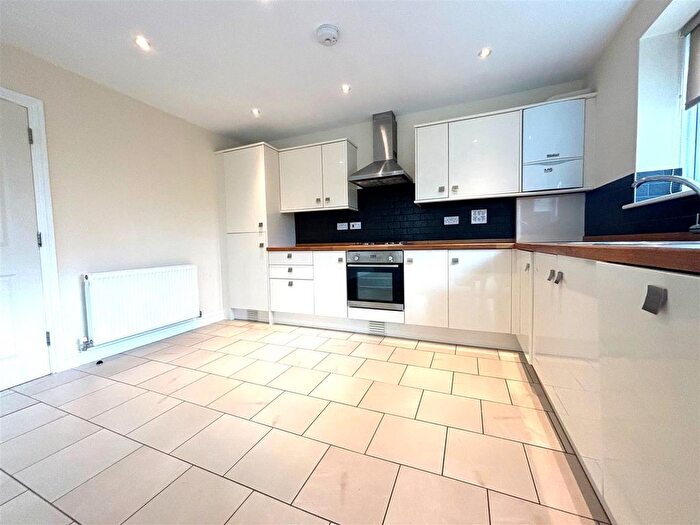 1 Bedroom Flat To Rent In Lower Green Road, St. Helens, Ryde, PO33