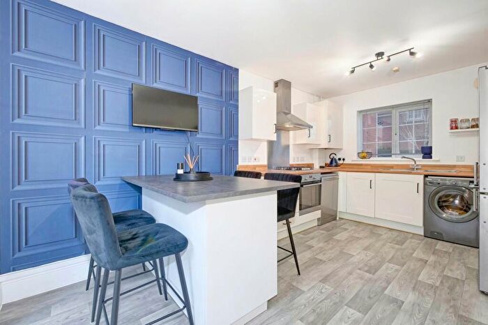 3 Bedroom Terraced House For Sale In Luscombe Avenue, Hellingly, BN27