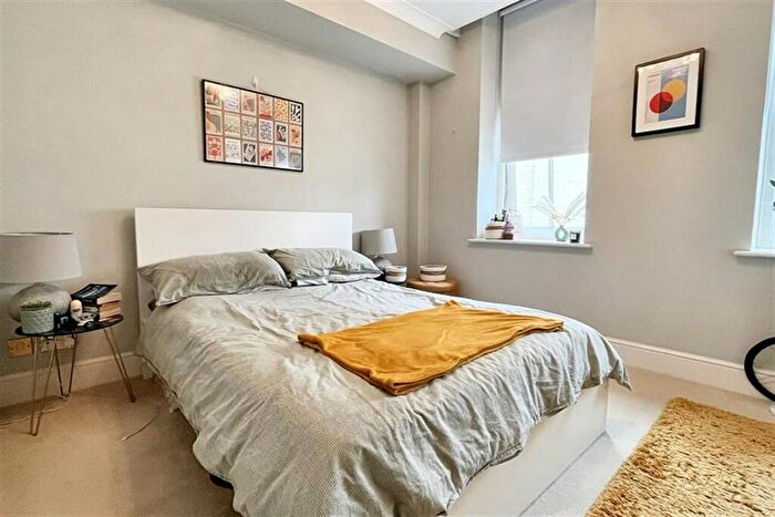 1 Bedroom Flat To Rent In Southampton, SO14