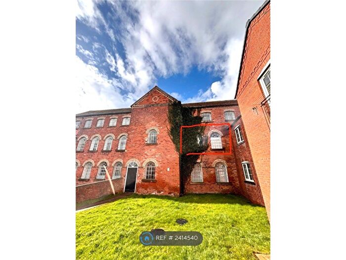 2 Bedroom Flat To Rent In Beoley Road West, Redditch, B98