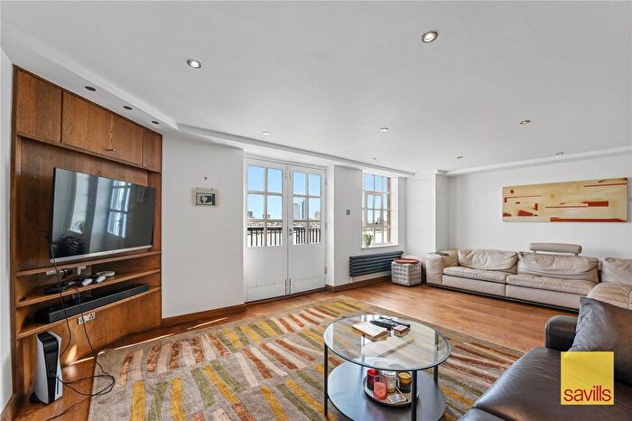 2 Bedroom Flat For Sale In Wapping Wall, London, E1W