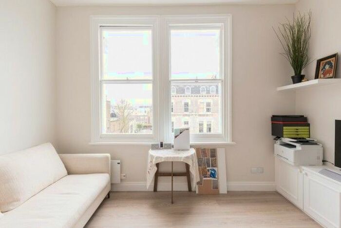1 Bedroom Flat To Rent In Sinclair Road, London, W14