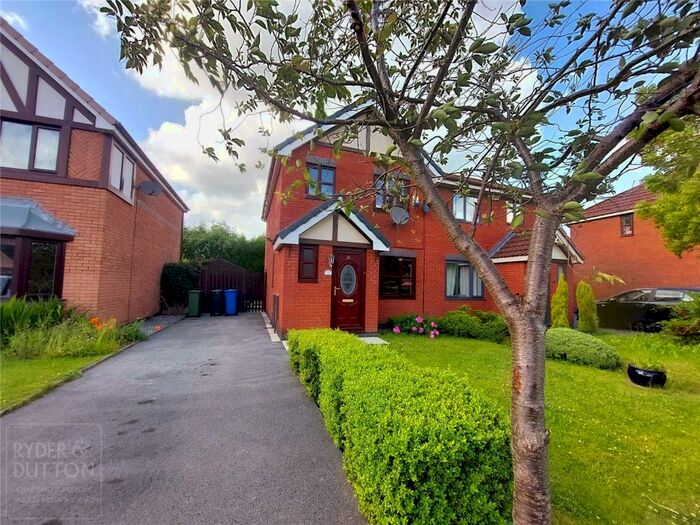 3 Bedroom Semi-Detached House To Rent In Waterloo Gardens, Ashton-under-Lyne, Greater Manchester, OL6