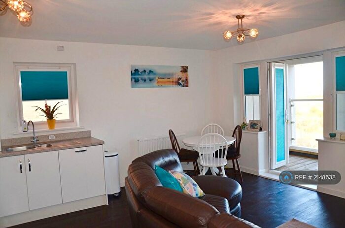 2 Bedroom Flat To Rent In Bow Arrow Lane, Dartford, DA2