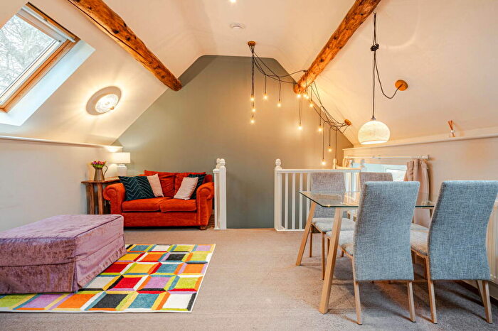 5 Bedroom Cottage For Sale In Cliff Road, Sherston, SN16