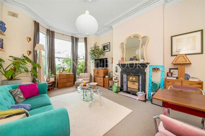 1 Bedroom Flat To Rent In Manor Park, Lewisham, SE13