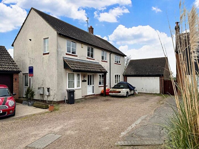 4 Bedroom Detached House For Sale In Imperial Avenue, Mayland, CM3