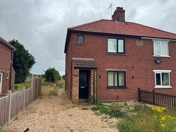 3 Bedroom Semi-Detached House For Sale In Sluice Road, Wiggenhall St. Germans, King's Lynn, Norfolk, PE34