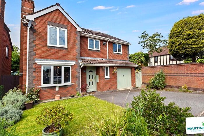 6 Bedroom Detached House For Sale In Robinson Way, Burbage, Hinckley, Leicestershire, LE10