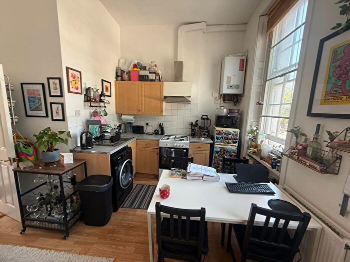 1 Bedroom Flat To Rent In London, E3