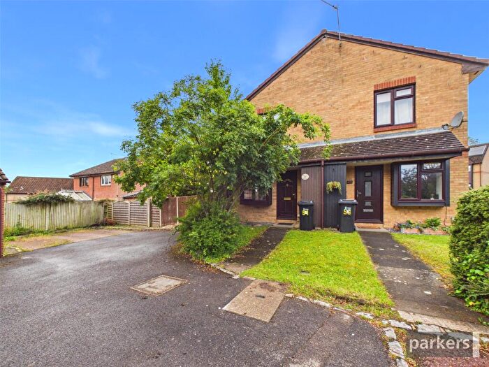 1 Bedroom Terraced House To Rent In Broad Hinton, Twyford, Berkshire, RG10