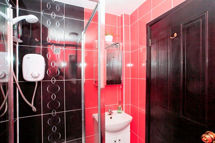 4 Bedroom Detached House For Sale In Brackenwood, Orton Wistow, Peterborough, PE2