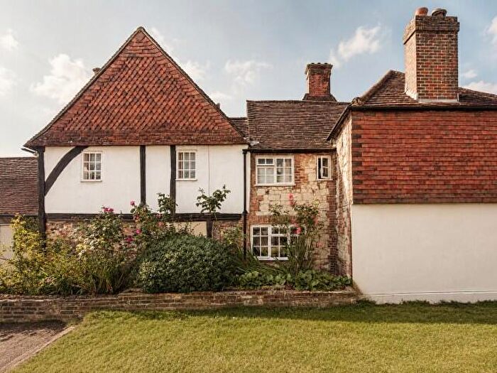 3 Bedroom Semi-Detached House For Sale In High Street, Merstham, Redhill, Surrey, RH1