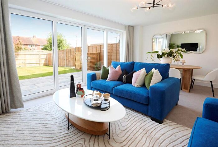 4 Bedroom Terraced House For Sale In Oakley Green, Lavant, PO18