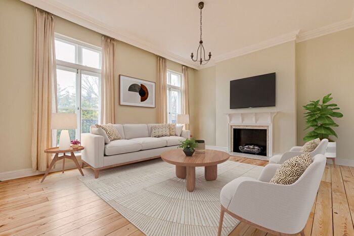 2 Bedroom Flat For Sale In Pembridge Villas, London, W11