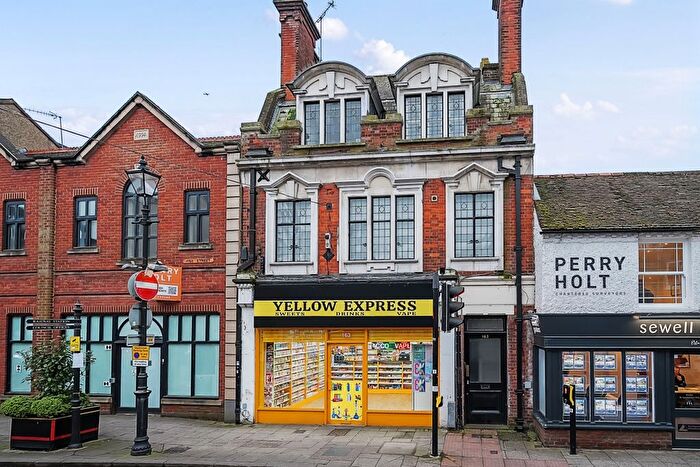 1 Bedroom Flat To Rent In High Street, Rickmansworth, WD3