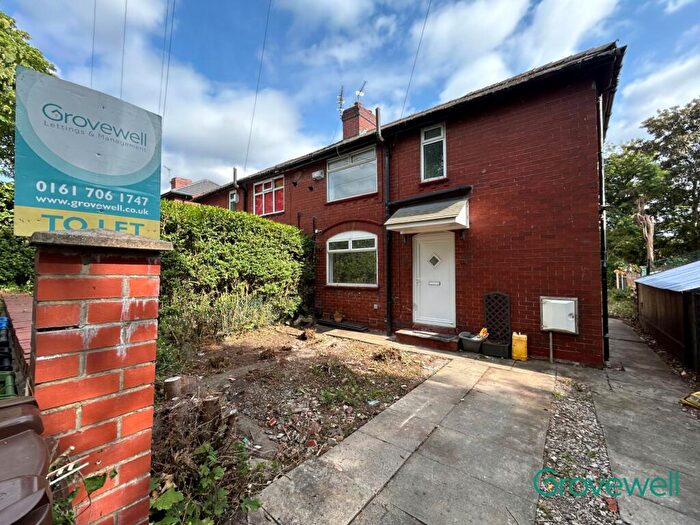 3 Bedroom Semi-Detached House To Rent In Broadoak Road, Ashton-under-Lyne, OL6