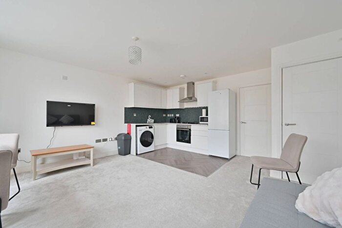 2 Bedroom Flat To Rent In Salisbury Road, Harrow, HA1
