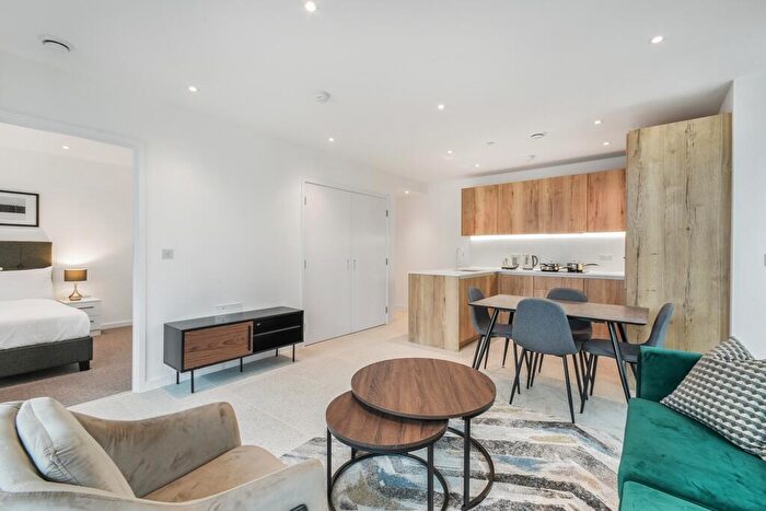 2 Bedroom Apartment To Rent In Jacquard Point, Tapestry Way, London, E1