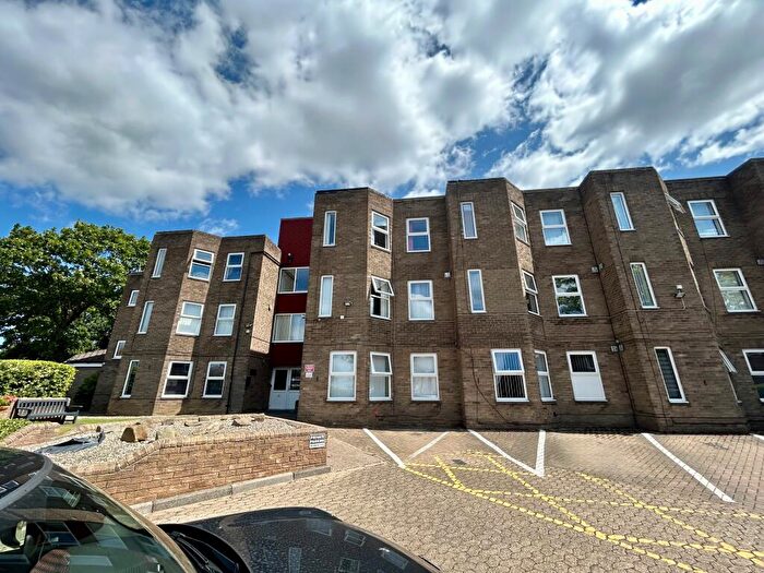 1 Bedroom Flat To Rent In Shields Road, Gateshead, NE10